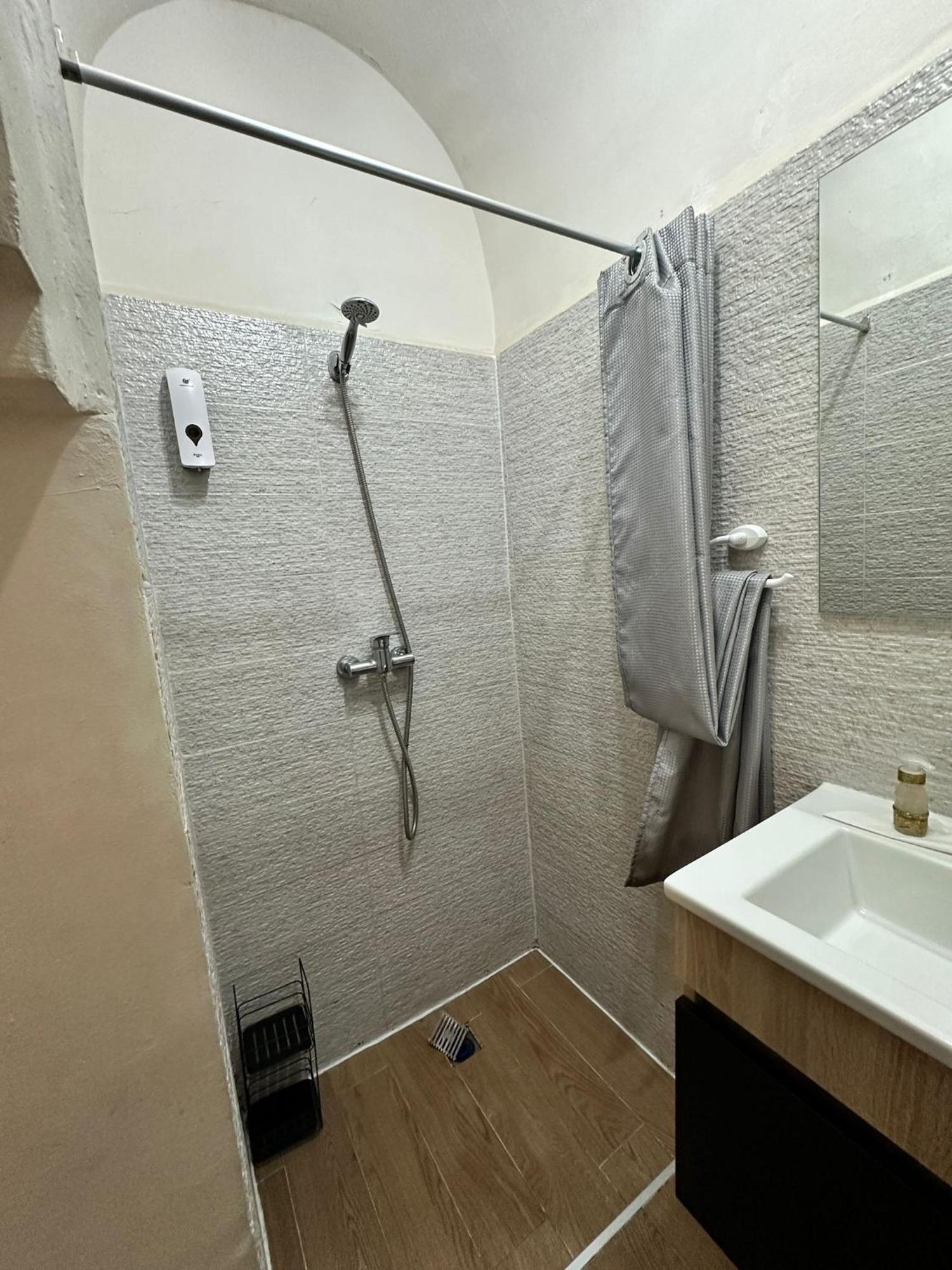 Pensión Safina 3*